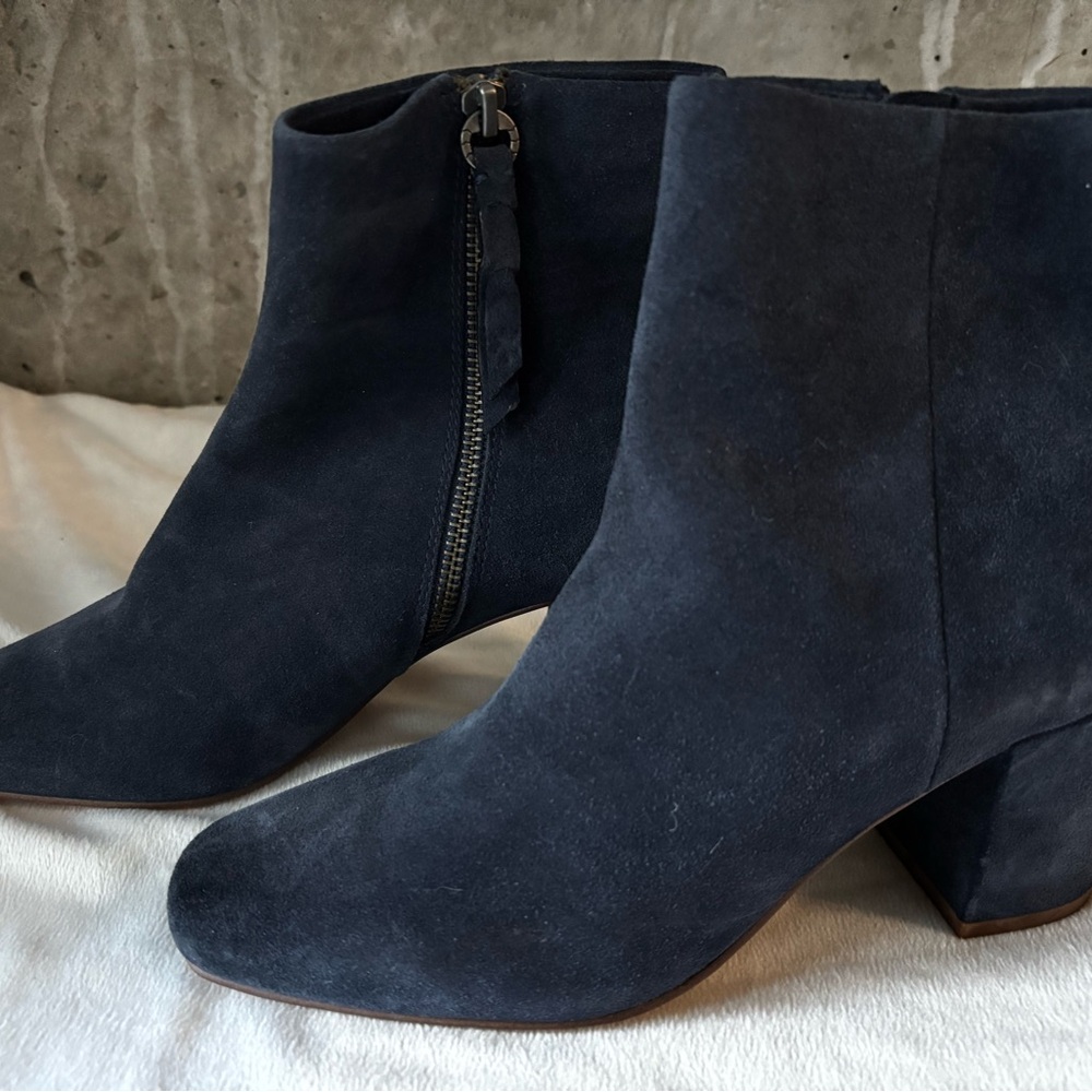 Splendid Navy/Dark Blue Leather Ankle Booties